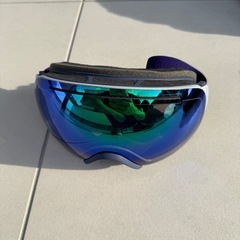 スノーボード　ゴーグル、帽子、ネックウォーマーの画像