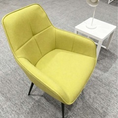 グレー アームチェア 2つセット の画像