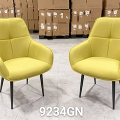 グレー アームチェア 2つセット の画像