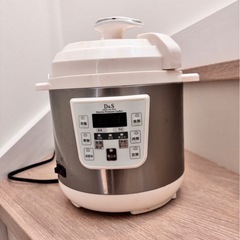 【最終値下げ！】D&S 電気圧力鍋の画像