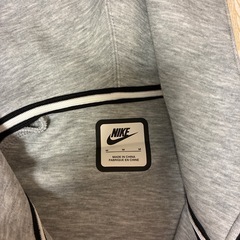 NIKEテックフリースの画像