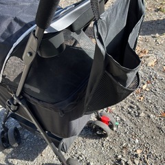 折りたたみ式ペットカート　1年使用　黒の画像