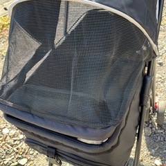 折りたたみ式ペットカート　1年使用　黒の画像