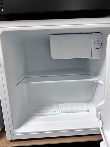 美品　アイリスオーヤマ　冷蔵庫　　46リットル