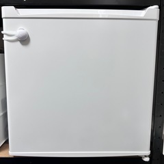 美品　アイリスオーヤマ　冷蔵庫　　46リットルの画像