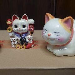 【✨専用台付✨】『猫好きにはたまらない😆』猫４種（陶磁器製） 全ての値段🎶✨🎶 😃最大身長２０センチの画像