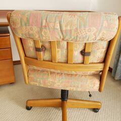 カリモクアンティーク調椅子　高さ背もたれ調整可　の画像