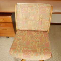 カリモクアンティーク調椅子　高さ背もたれ調整可　の画像