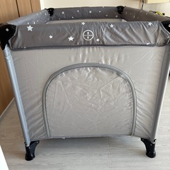 プレイヤード　ベビーベッド　の画像
