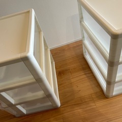 3段収納衣類ケース2つまとめての画像