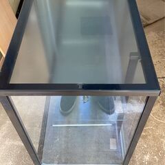 業務用ガラスショーケースの画像