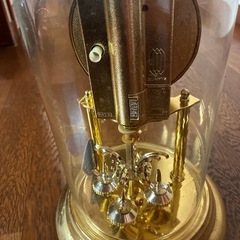 マスタークォーツドーム型置き時計の画像