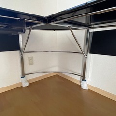 パソコンデスク　L型　強化ガラストップの画像