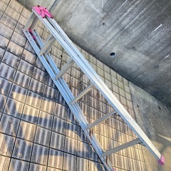 詳細不明　
脚立6尺の画像