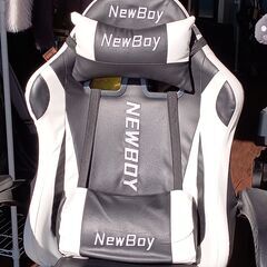 New Boy ゲーミングチェア　サイズ（約）幅69×奥53×高106　　■近隣配送無料 買取GO‼　栄和店の画像