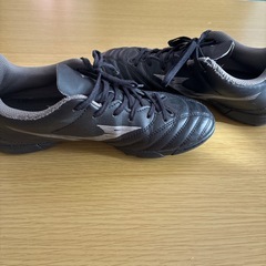 サッカー　トレーニングシューズ23cmの画像