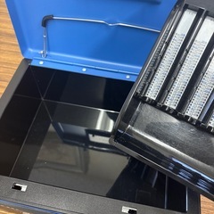 KOKUYOコクヨ手提げ金庫キャッシュボックスCB-Y13の画像