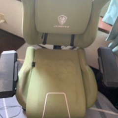 ゲーミングチェア？の画像