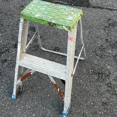 脚立の画像