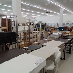 ★リユースのサカイ日立店★HJ8431 IKEA デスク ベージュ H75×D50×W73.5 クリーニング済み の画像