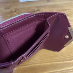 三つ折財布 赤 現金可の画像