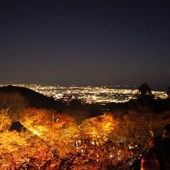 11/30(日)大山紅葉ライトアップ登山参加者募集！