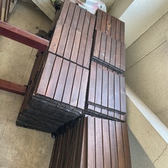 IKEA ウッドデッキパネル180枚程度　明石　の画像
