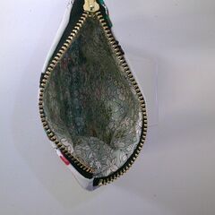 【ハンドメイド】クリスマス猫柄ファスナー付きミニポーチ（白）の画像