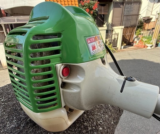 ★MARUYAMA製★草刈機★軽量タイプ★KC23CS★100キロ未満陸送費込★ ☆MARUYAMA製☆草刈機☆軽量タイプ☆KC23CS☆100キロ未満陸送