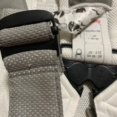 ベビービョルン　抱っこ紐　mini 新生児の画像