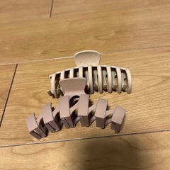 コットン３個&バレッタ２個セットの画像