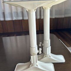 耐震用突っ張り棒2個　中古品の画像
