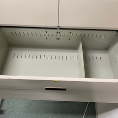 オフィスキャビネットの画像