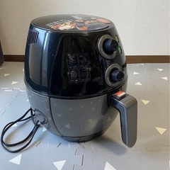 ノン オイル フライヤーTOM-01ブラック 油不要 揚げ物調理器具の画像