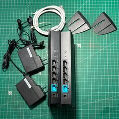 【中古】無線LANルーター（２台セット）WRC-1167GHBK2-Sの画像