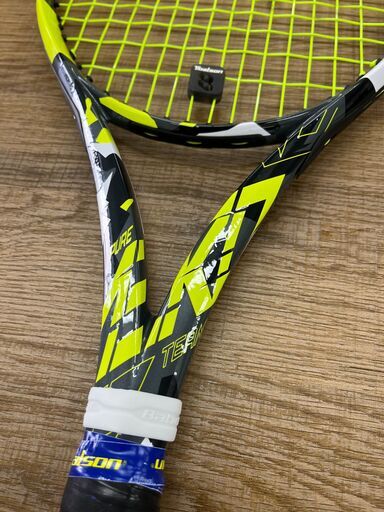【リサイクルショップ ピカソ 小松原】?✨Babolat ピュアアエロ チーム【グリップ3／美品・カスタム済】✨?★3232★