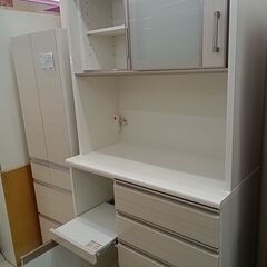 リユースのサカイ栃木店★ジモティ割あり★ NITORI 食器棚 ホワイト W100.5×D50×H205 クリーニング済み TC11752の画像