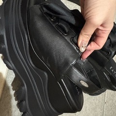イートミー　サンダルの画像