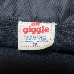 giggleナイロンジャケットの画像