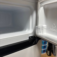 小型2ドア冷蔵庫の画像