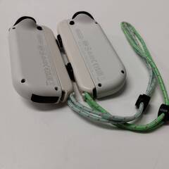 Nintendo Switch Joy-Con/ストラップセット！ ホワイト/コントローラーの画像