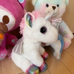ぬいぐるみ(マイメロ、カービー、ユニコーン、イルカ、クマ)の画像