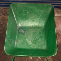 【受け渡し予定者様決定致しました】薄型一輪車　浅型 一輪車 土木 園芸 運搬 ネコ ガーデニング 農作業の画像