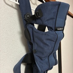 ベビービョルンの抱っこ紐の画像