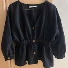 〈GRL グレイル〉トップス４点セットの画像