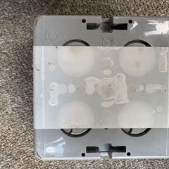 埋込四角アウトレットボックスの画像