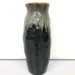 ss8039　松月陶苑 花瓶 高さ30cm 黒系 釉流れ 釉垂れ マーブル 無骨 歪 ラフ 背の高い 印象的 陶器製 花器 焼物 陶磁器 フラワーベース 花瓶 中古の画像