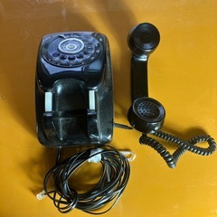 レトロ　黒電話
の画像