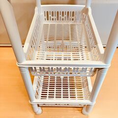 キャスター付きポリプロピレンワゴンラック　①の画像