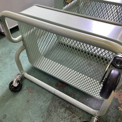 【廃盤色】ikea ロースコグ ワゴン ライトグリーンの画像